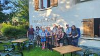 Start zum 2. Tag: v.l.n.r.: Harald, John, Niamh, Cathy, Natalie, Andrea, Emma, Helen, Hannah, Matt, Lexi