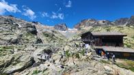 Refuge du Lac Blanc (2352m)